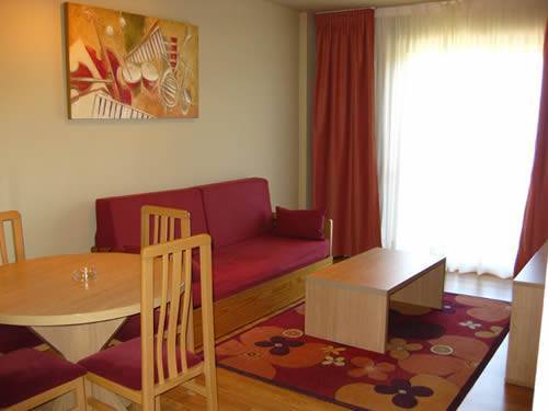 Apartamentos Mar Rovacias Comillas Quarto foto